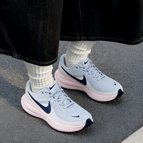 Nike耐克女鞋REVOLUTION 8网面运动透气跑步鞋HJ8485-400