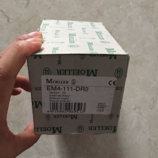 * EM4-111-DR2 S1-PS3 PS306-DC-EE MOELLER 金钟穆勒PLC