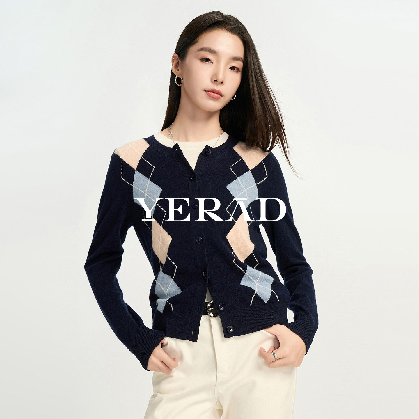 娅丽达100%绵羊毛开衫女2026秋冬菱格圆领短款毛衣复古针织衫上衣