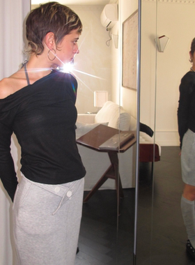 AXIS OF 黑色两面穿圆领修身打底衫女秋冬宽松T恤白色百搭上衣