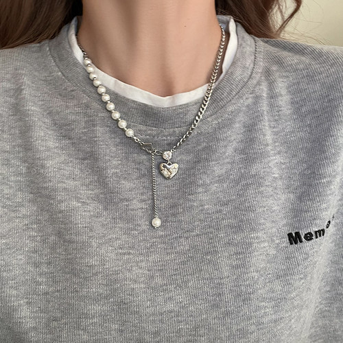 银色拼接珍珠钛钢项链女轻奢高级感嘻哈锁骨链小众设计百搭毛衣链