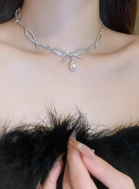 满钻蝴蝶结珍珠项链女礼服晚宴高级感轻奢锁骨链小众设计百搭颈链