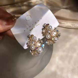 日韩镶钻珍珠花朵耳钉气质优雅高级感耳环女轻奢小众独特精致耳饰