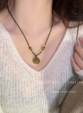 新中式复古深绿平安扣项链女轻奢小众高级感锁骨链复古颈链配饰品