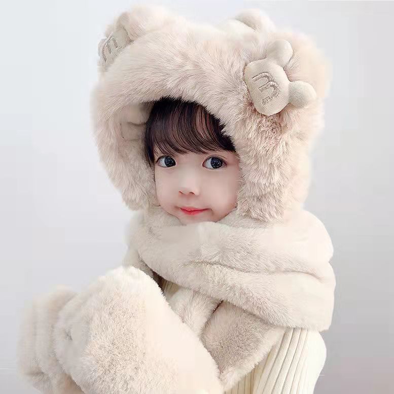 儿童小熊帽子一体冬季可爱围巾手套女冬天宝宝护耳加绒三合一连帽