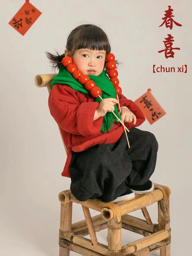 春节儿童影楼新年红色棉袄套装幼儿园演出糖葫芦小头巾道具