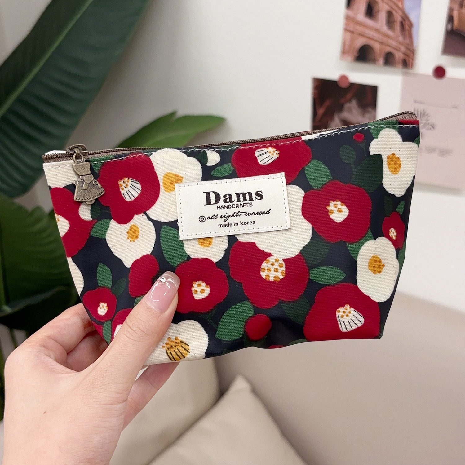 韩国进口优雅花朵印花防水化妆包