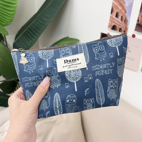 韩国进口可爱卡通猫头鹰化妆包新