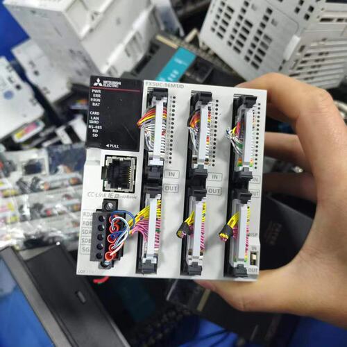 议价PLC FX5UC-96MT/D，正常件，成色八九新可维修