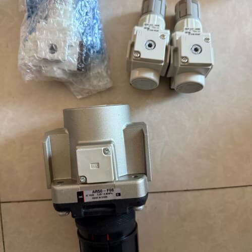 议价调压阀 AR50-F06一个，ARP2QK-NQ1B可维修