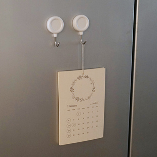 简约白 朴房 冰箱无痕吸附挂钩 免打孔磁铁挂钩 1组2只 出口日本