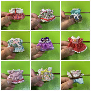 正品日本森贝儿家族过家家玩具动物玩偶迷你摆件 中号衣服