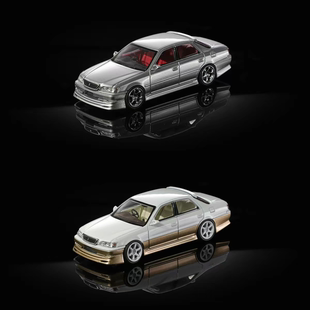 Mortal 1:64 丰田基先达CRESTA 2.5 Prevalent G 开盖版合金车模