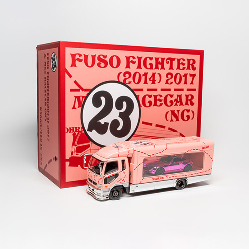 GCD 1:64 三菱Mk2 fuso抬升厢运输车 粉猪涂装/搭配粉红电镀MX-5图片