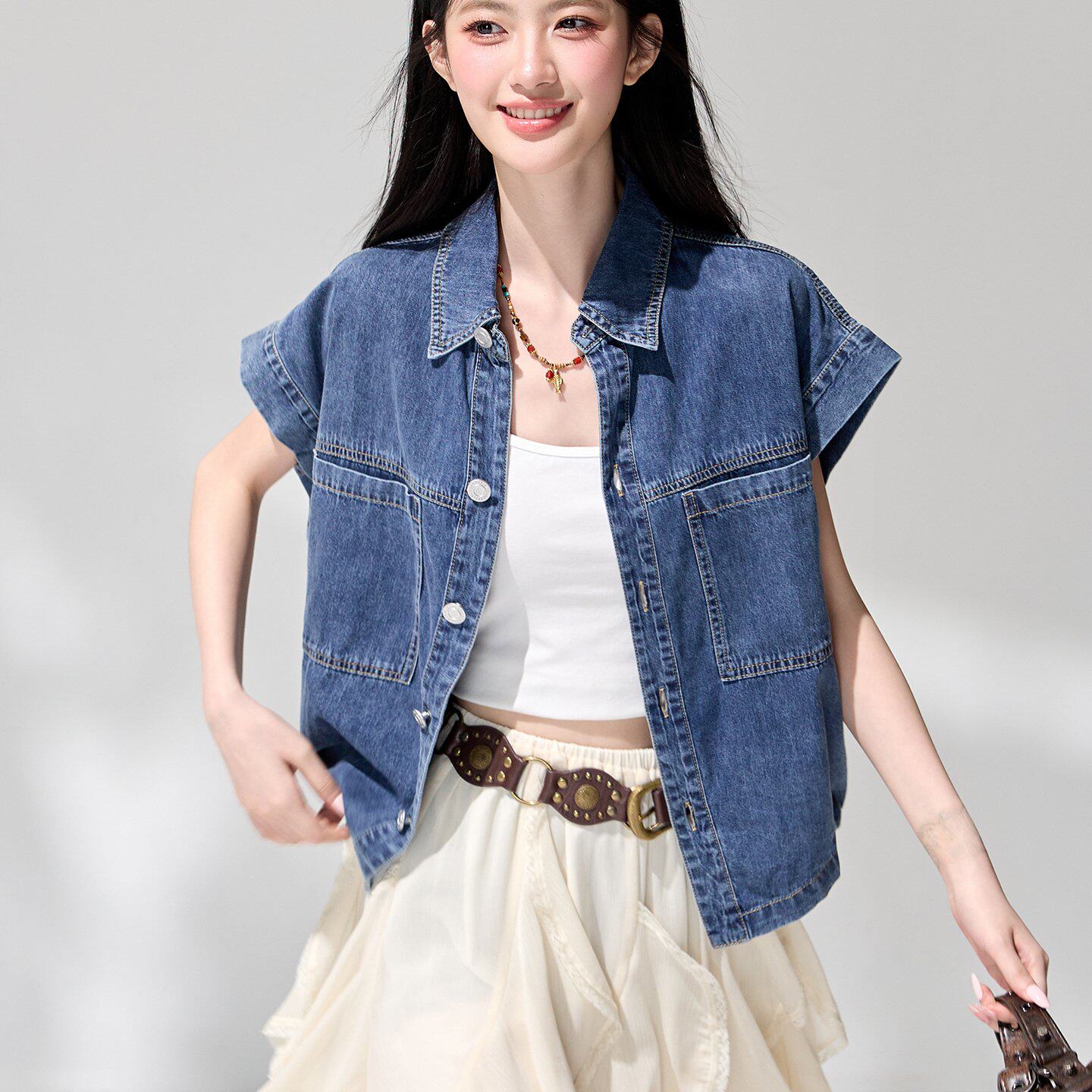 已出货2026新款蓝色无袖牛仔马甲女夏季宽松翻领短袖背心外搭上衣