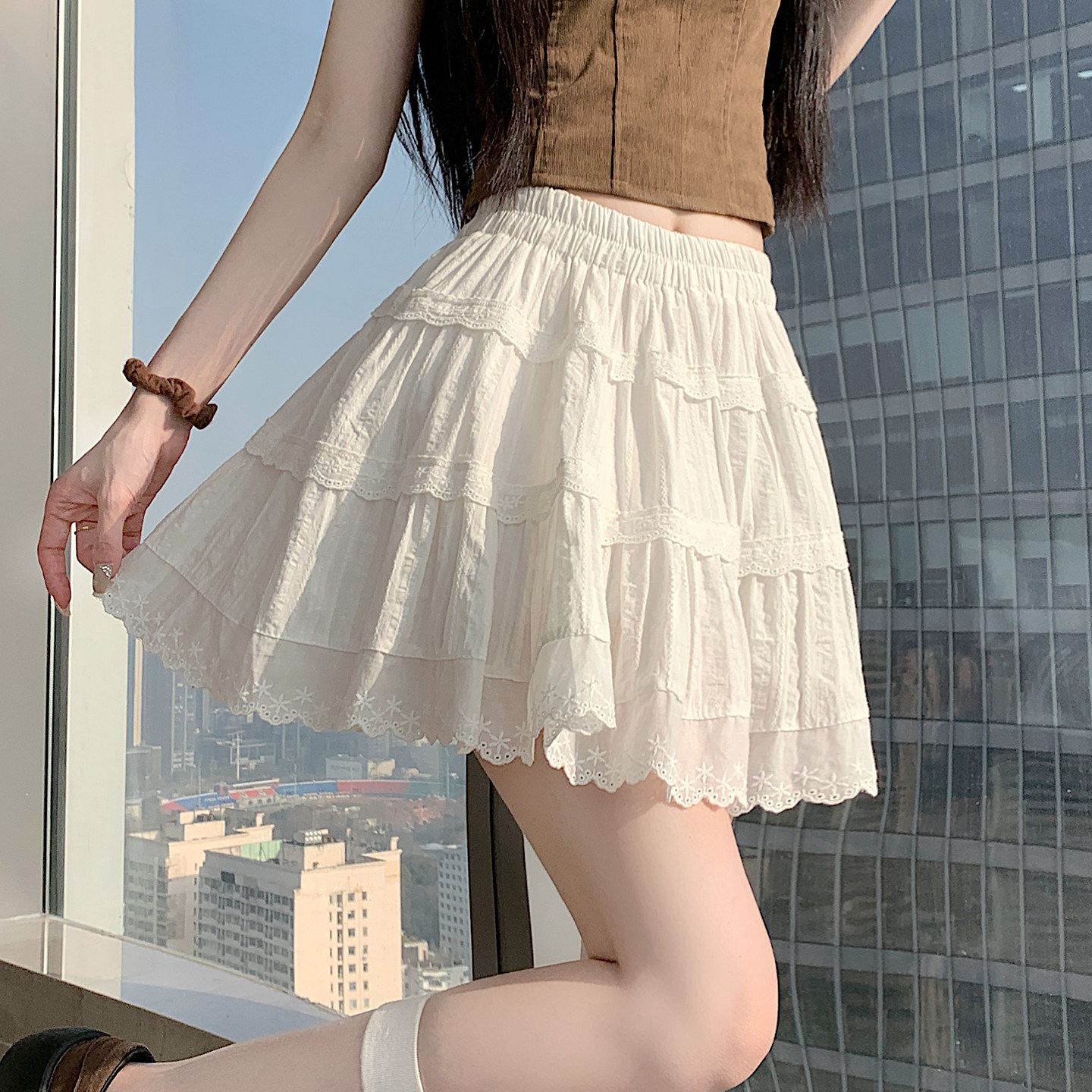实拍刺绣花边拼接A字小白裙女2026春季松紧高腰小个子短款半身裙