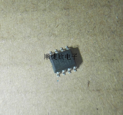 供应各种类型元器件：集成电路IC、肖特基、场效应管、MOS管、IGBT模块、可控硅、电容、电阻、磁珠、钽电容、电感、排容、排阻、各种封装形式的二极管、三极管、碳膜电阻、稳压管、发光管、涤涤纶电容、可调电容、可调电阻等。（种类繁多无法一一上传如有其它需求请联系店家。）实体店经营！