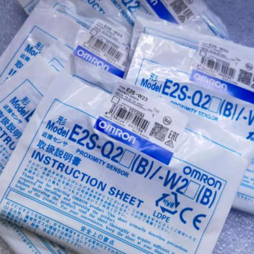 全新原装 E2S-W23 小型传感器接近开关 现货秒发！快速发货！