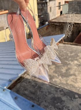 2025新包头火水晶蝴蝶结水钻凉鞋女外穿高跟公主尖头绝美凉拖鞋女