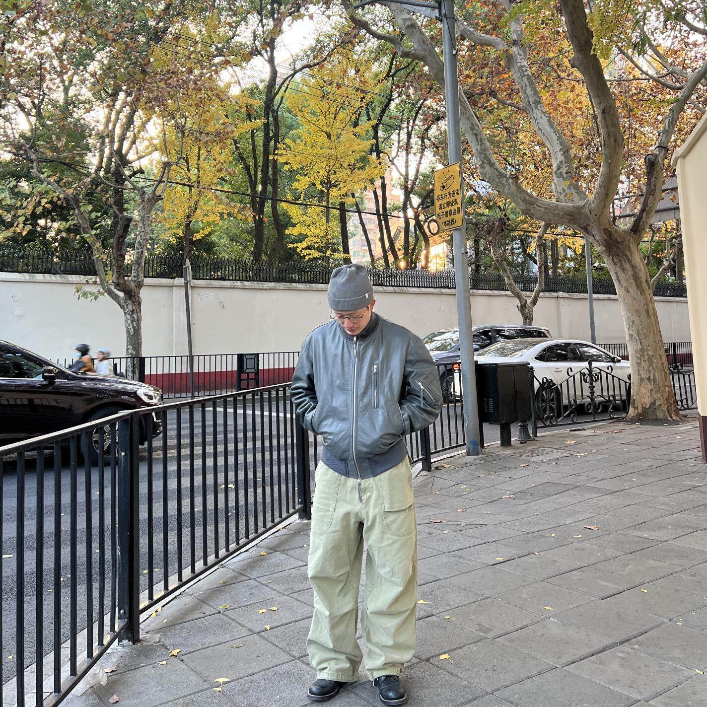 水洗宽腿绿色Baggy伞兵裤