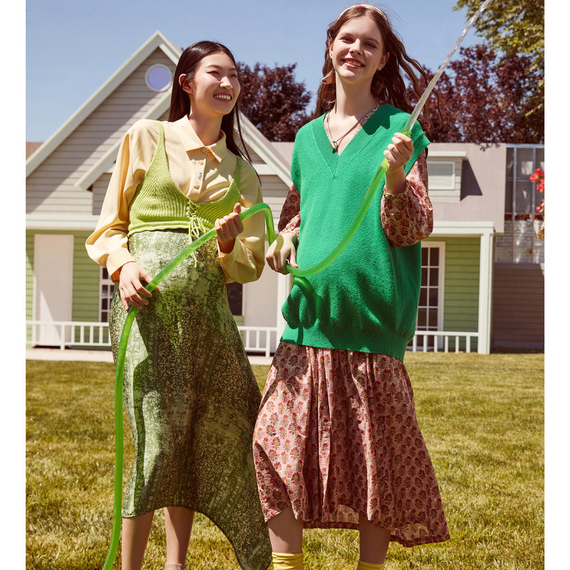 快乐屋孕妇背心春季外穿学院风设计感大码宽松针织怀孕期专用毛衫