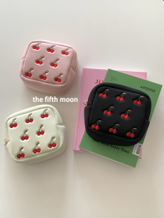 thefifthmoon可爱软萌小樱桃化妆包收纳包口红包数据线包