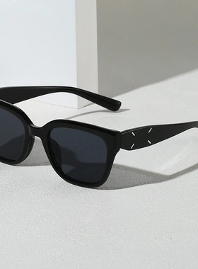 gm墨镜女高级感长方形窄框复古个性登山雪地凹造型2025新款太阳镜