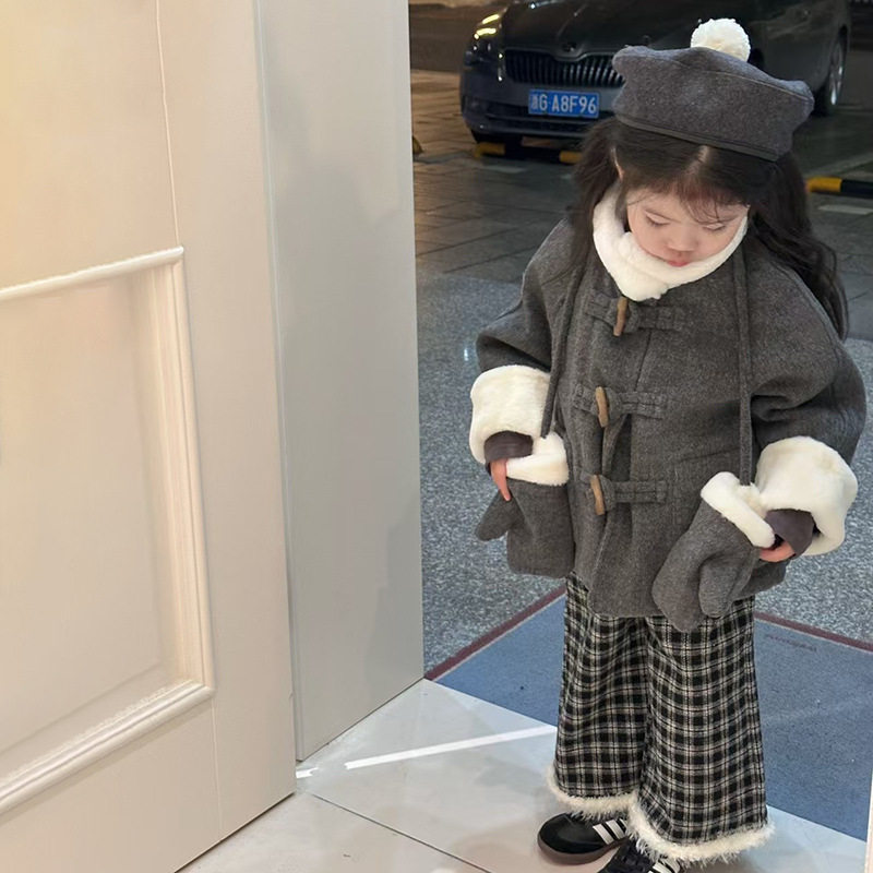韩版小女孩加绒加厚毛呢外套上衣儿童运动套装