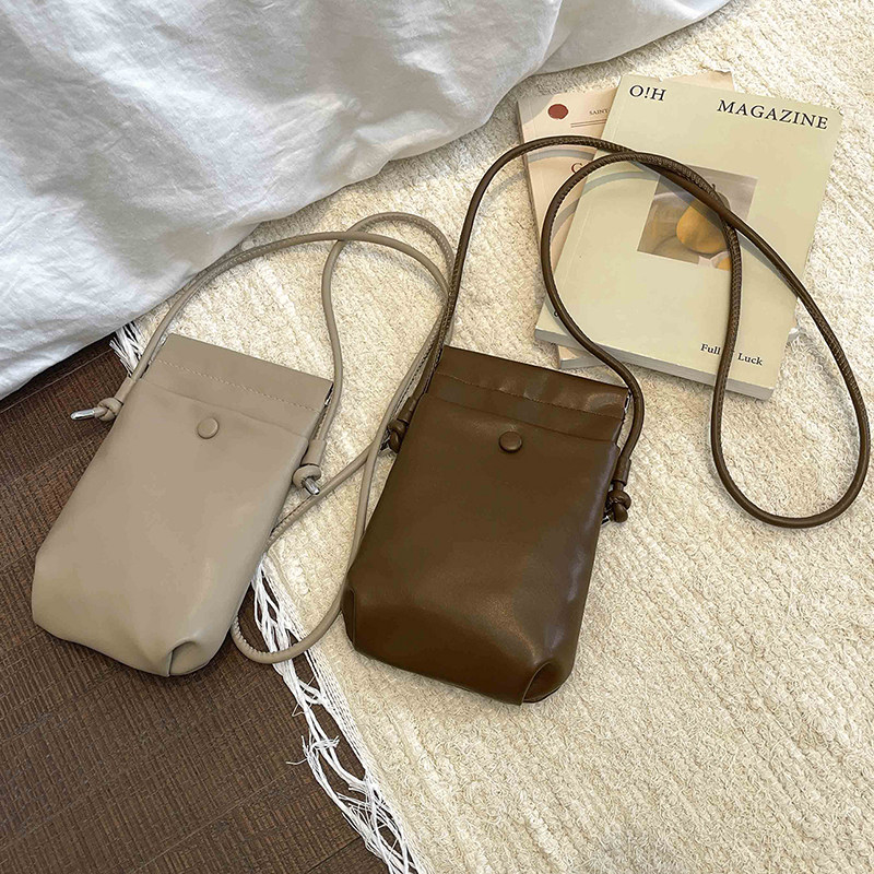 MBSQHNA单肩包斜挎包简约棕色女包2025新款真皮手机包小包