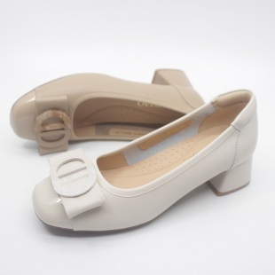 工作鞋 舒适矮跟粗跟牛皮女单鞋 F67W301C 2026春新款 专柜富贵鸟女鞋