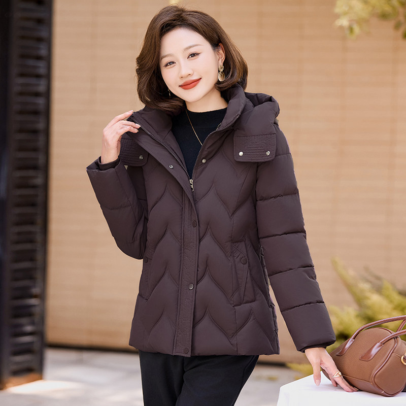 妈妈冬装羽绒棉服短款中老年女装