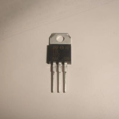 TYN1012 进口拆机ST大芯片12A 1000V 单向可控硅晶闸管直拍TO-220