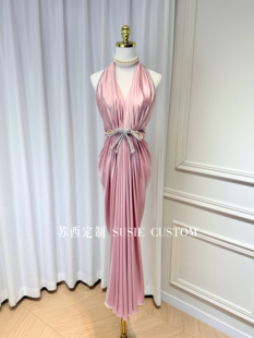 高定设计法式V领挂脖露背收腰水钻蝴蝶结褶皱包臀缎面长裙礼服裙