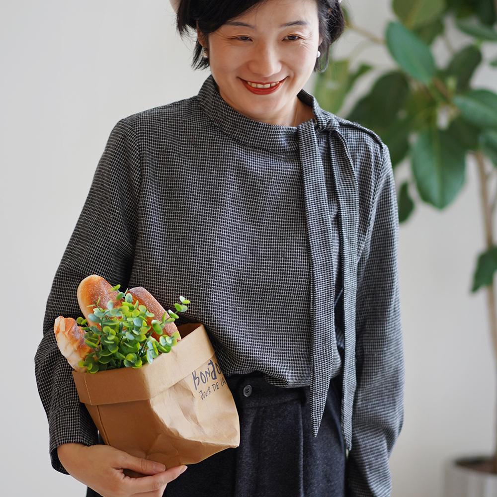 通勤款侧飘带细格子磨毛衬衫