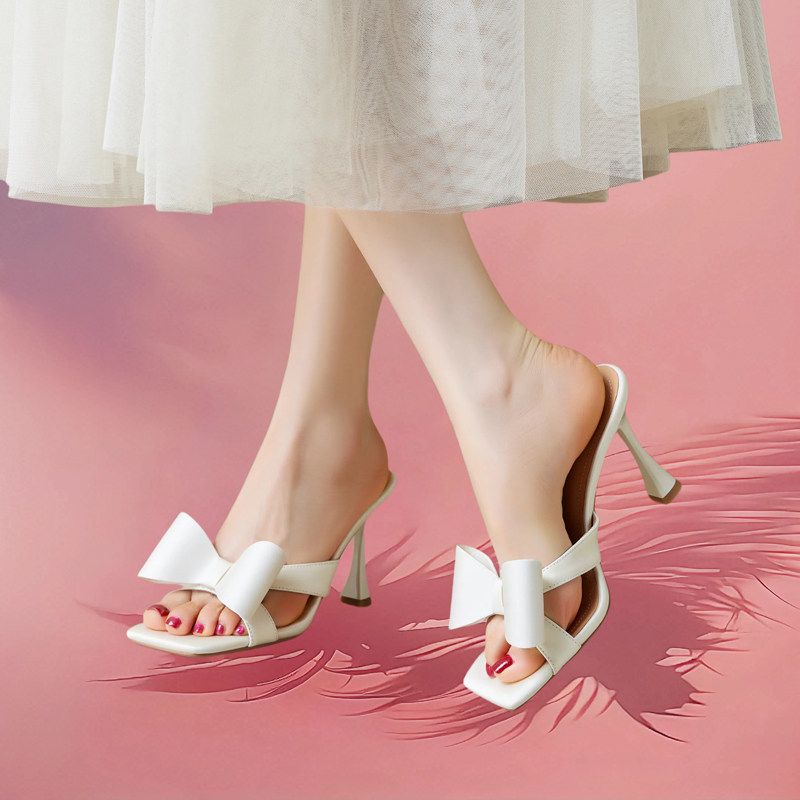 法式绝美蝴蝶结高跟凉鞋女2026夏天新款配裙子绸缎外穿凉拖鞋细跟