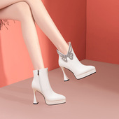 靴子女粗跟防水台黑色2025秋冬新款 蝴蝶水钻尖头真皮高跟短靴 时尚