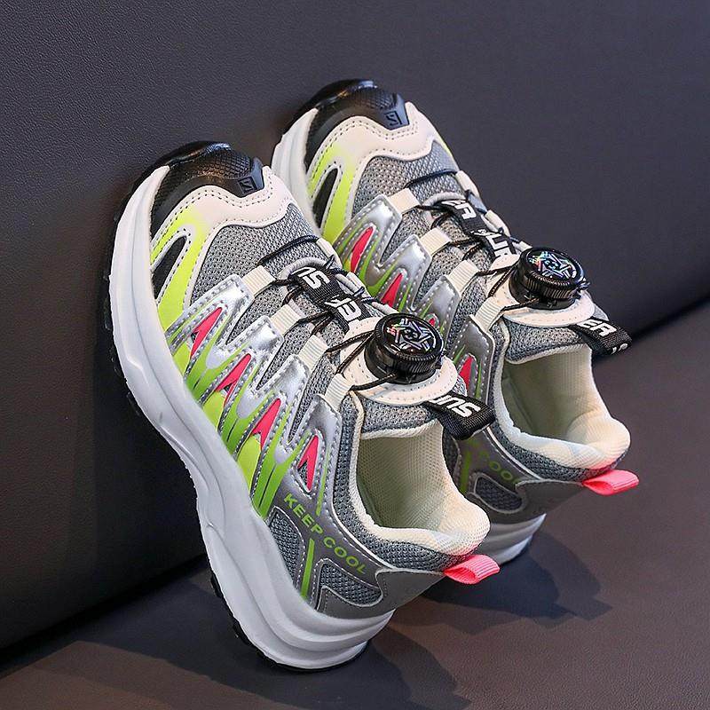 女童鞋春款2025新款儿童旋转纽扣运动鞋中大童软底女孩炸街老爹鞋