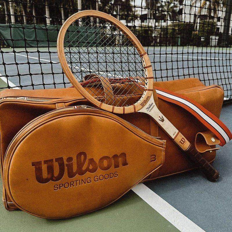 代购Wilson威尔胜复古棕色真皮斜挎运动包男女大容量网球包球拍包