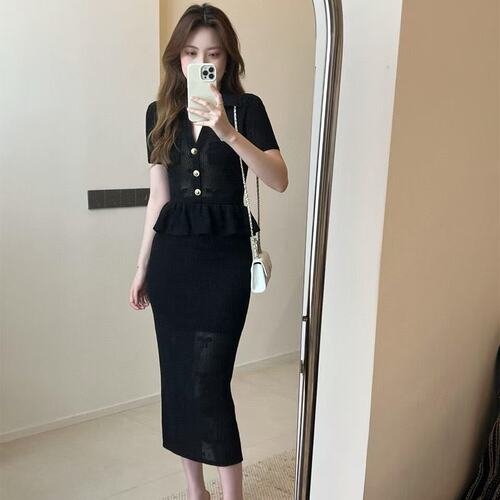 2026早春新款经典黑蝴蝶结V领性感针织短袖连衣裙女