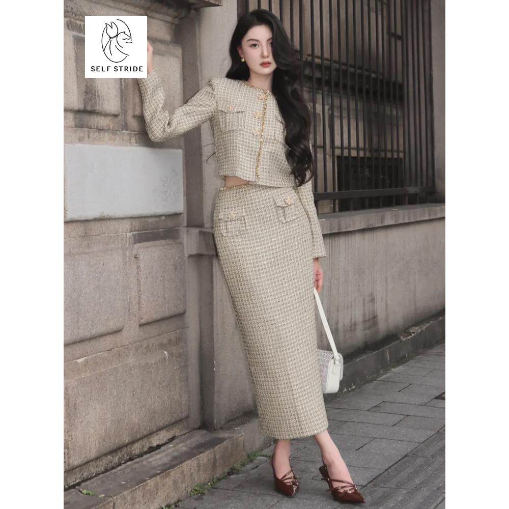 24新款早秋人气金色格纹亮片小香风套装半身A字裙外套