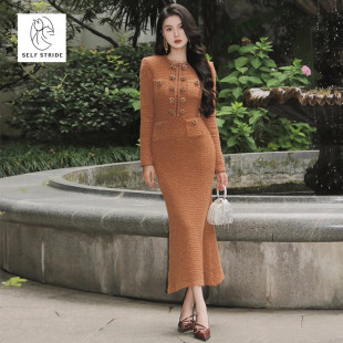 针织毛衣长裙子女 洋装 秋冬深棕色穿搭弹力修身 长袖