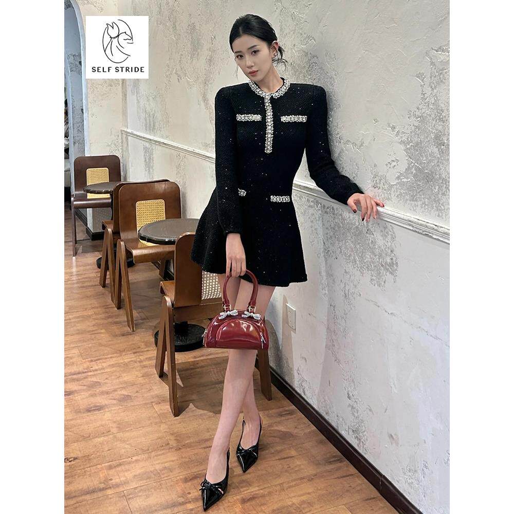 2025早春法式温柔闪耀镶钻收腰时尚长袖小香风连衣裙