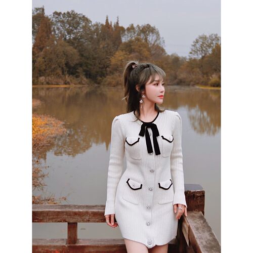 self-stride 2025新款明星同款小香风蝴蝶结盐甜少女针织连衣裙