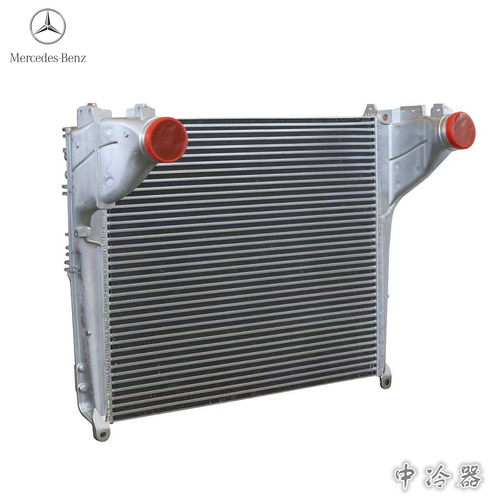 奔驰卡车配件奔驰新款中冷器9605000002新款物流车中冷器