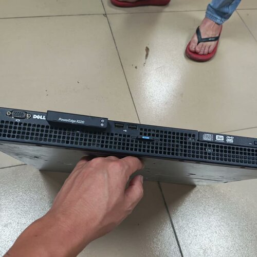 议价戴尔PowerEdge R220 1U机架式服务器维修