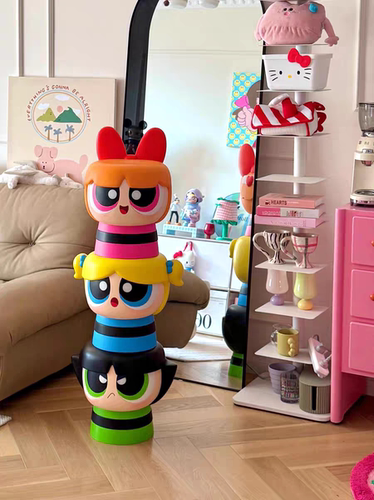 【现货高品质贴纸版】飞天小女警小矮凳花花泡泡毛毛潮玩家居摆件