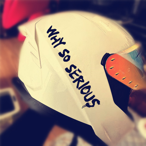 头盔贴纸Why so serious黑暗骑士小丑个性文字为什么这么严肃车贴