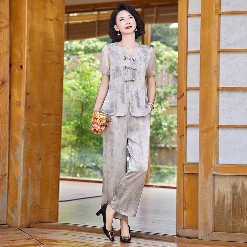 妈妈装2026新款盘扣套装 中老年女夏季国风宽松阔腿裤两件套