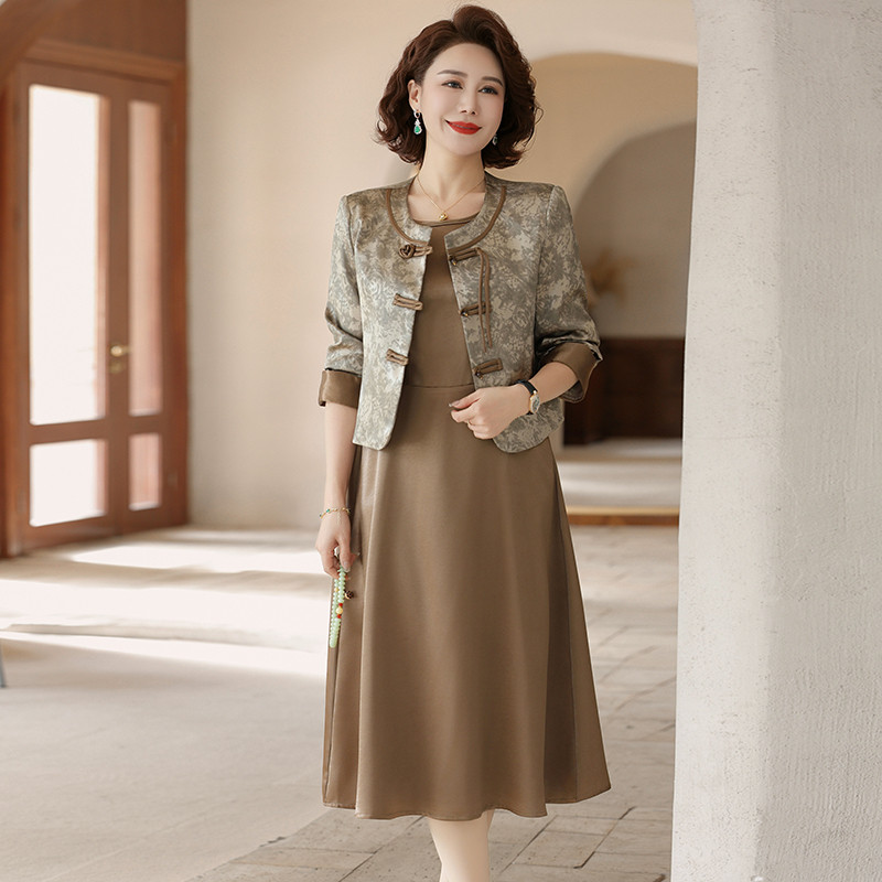 高端气质妈妈春装连衣裙套装中老年女春秋外套新款裙子两件套