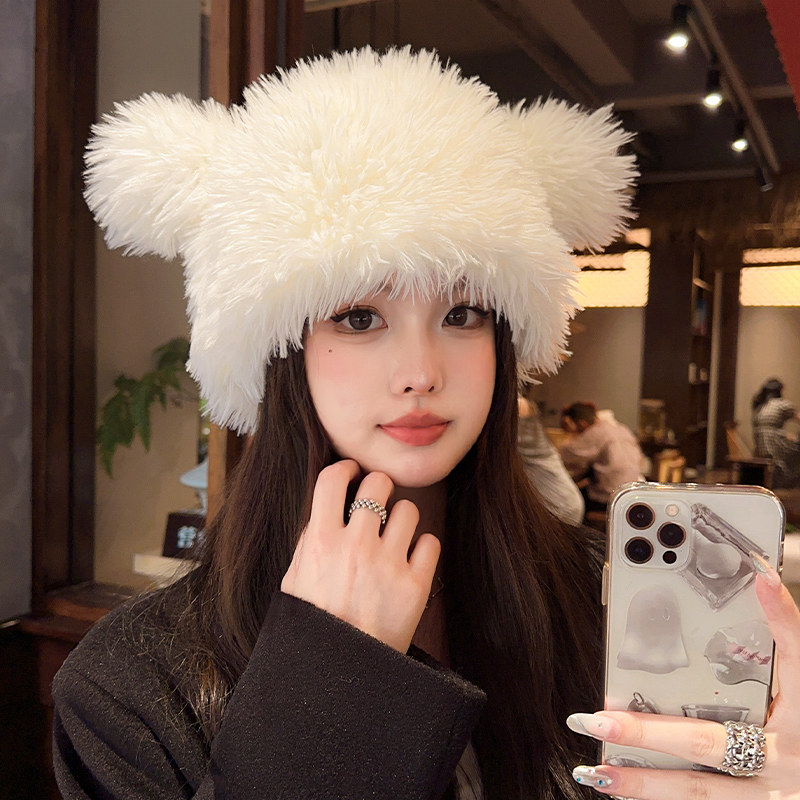 秋冬加厚保暖毛绒白色帽子